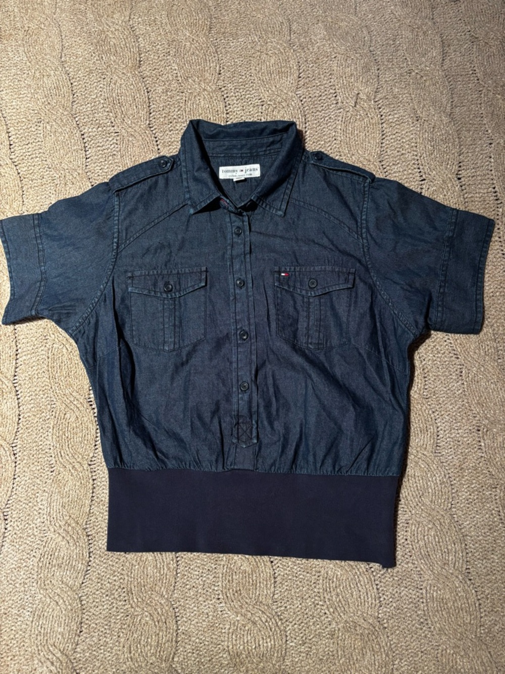 Tommy Jeans Dark Wash Cropped Denim Chambray Shirt w/ Ribbed Hem Size L Hilfiger